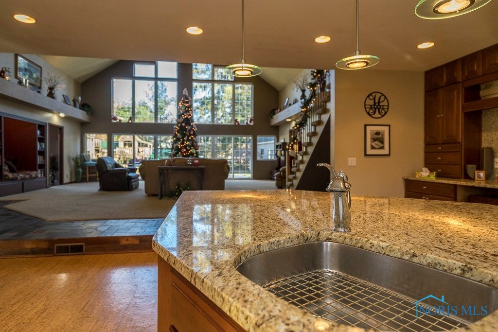 4316 Sheraton Road Toledo, OH 43615 - Photo 7 of 28 Gallery Image 7