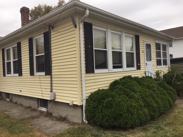 76 Larch Street Pawtucket, RI 02860 - Photo 3 of 16 Gallery Image 3