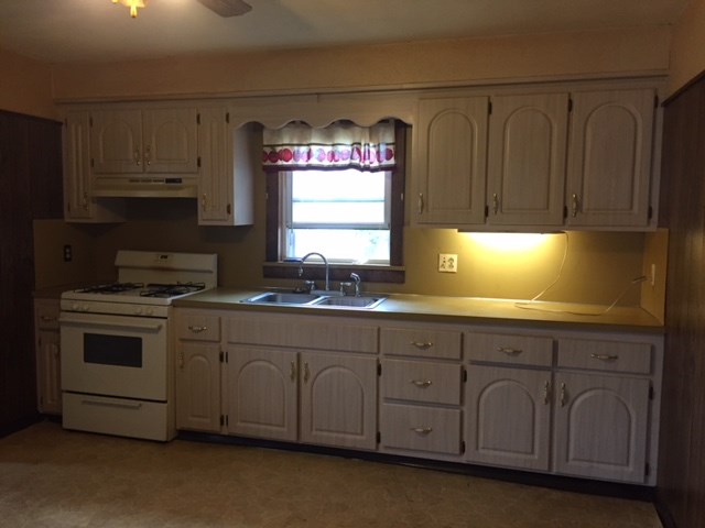 76 Larch Street Pawtucket, RI 02860 - Photo 6 of 16 Gallery Image 6