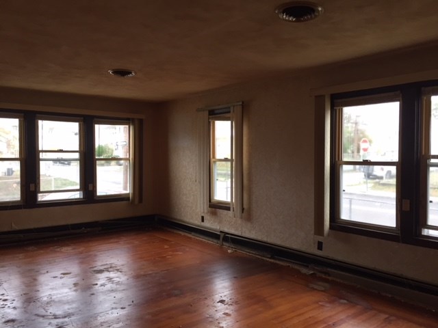 76 Larch Street Pawtucket, RI 02860 - Photo 8 of 16 Gallery Image 8