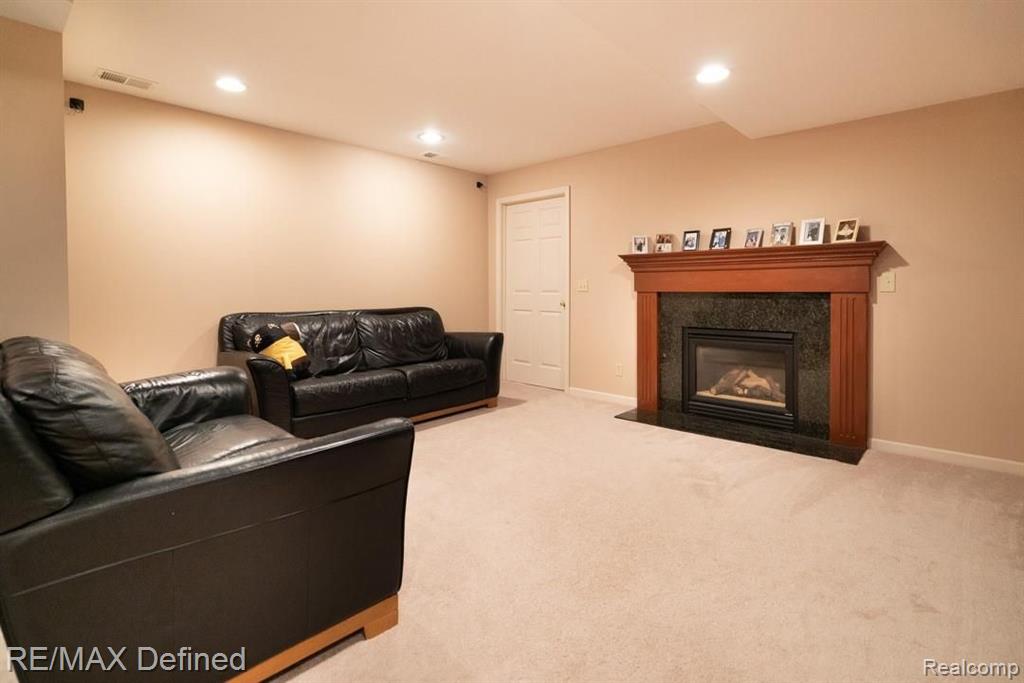 1158 Brunswick Rochester Hills, MI 48309 - Photo 33 of 47