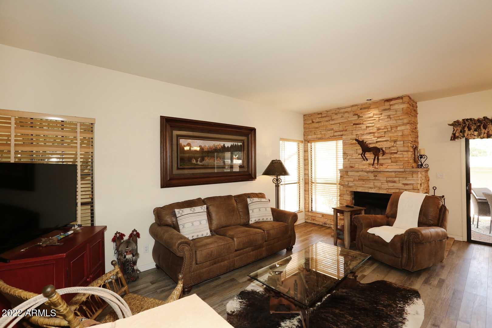 9705 East Mountain View Road, Unit 1032 Scottsdale, AZ 85258 - Photo 9 of 51 Great Room