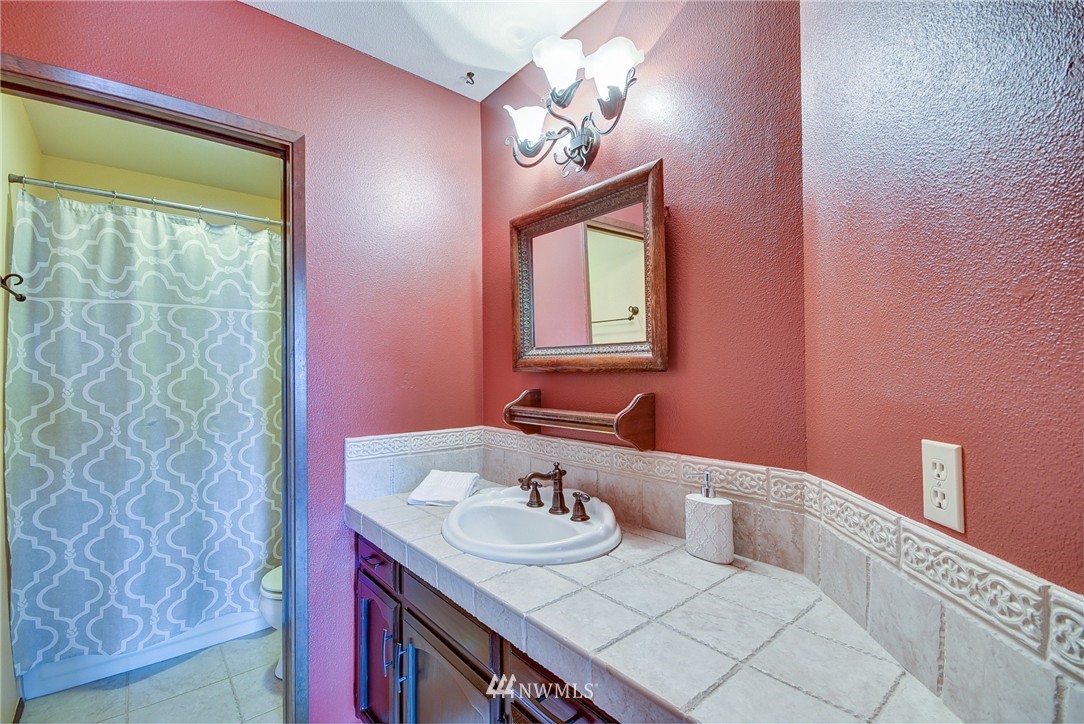 1280 Devries Road Oak Harbor, WA 98277 - Photo 15 of 25 Gallery Image 15
