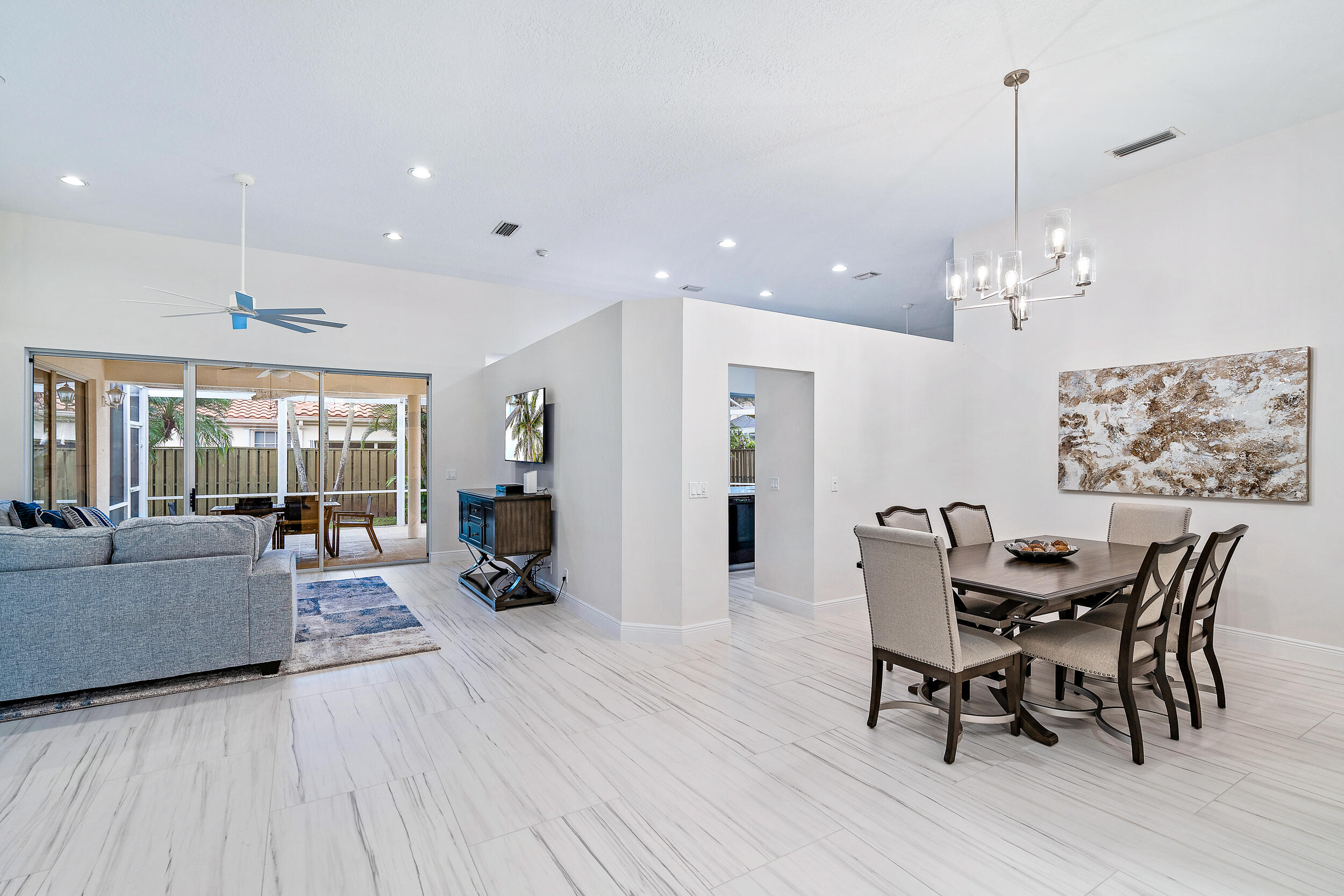 207 Eagleton Estates Boulevard Palm Beach Gardens, FL 33418 - Photo 13 of 34 207 Eagleton Estates Blvd MLS-18