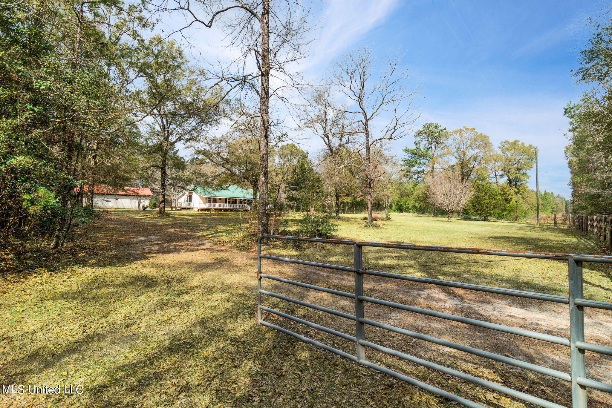 4055 Riverside Road State Line, MS 39362 - Photo 3 of 52 3055_RIVERSIDE_ROAD-3