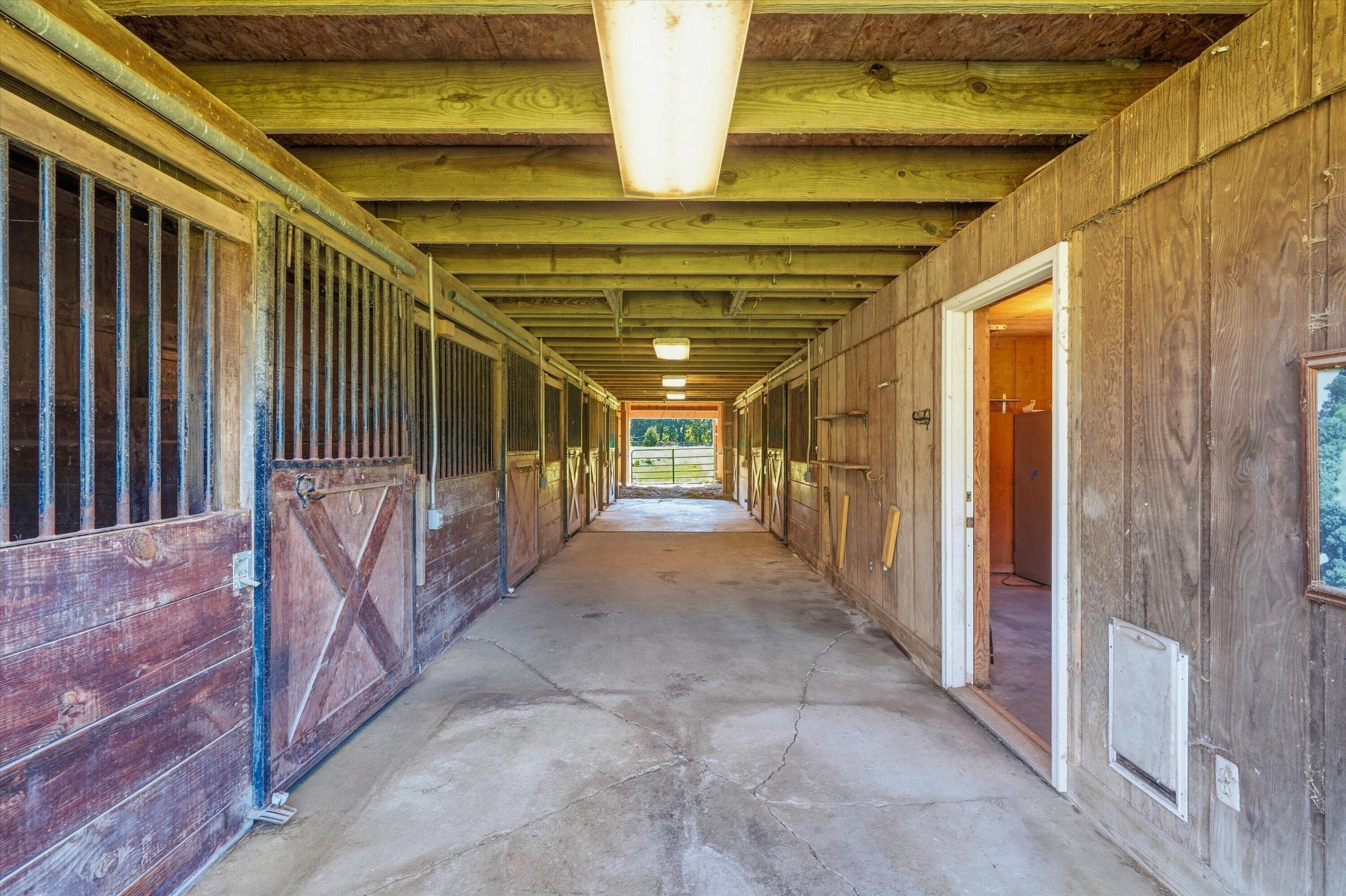 2785 Pearson Road Milford, MI 48380 - Photo 33 of 42 2785_Pearson_42