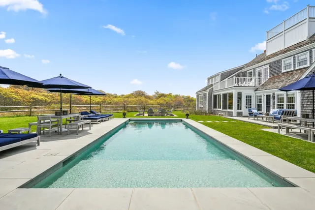 $9,495,000 | 21 Quidnet Road, Nantucket, MA 02554