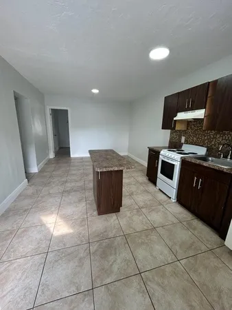 $1,425 | 18257 Northwest 23rd Avenue, Unit 1, Miami Gardens, FL 33056