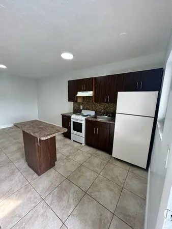 $1,425 | 18257 Northwest 23rd Avenue, Unit 1, Miami Gardens, FL 33056