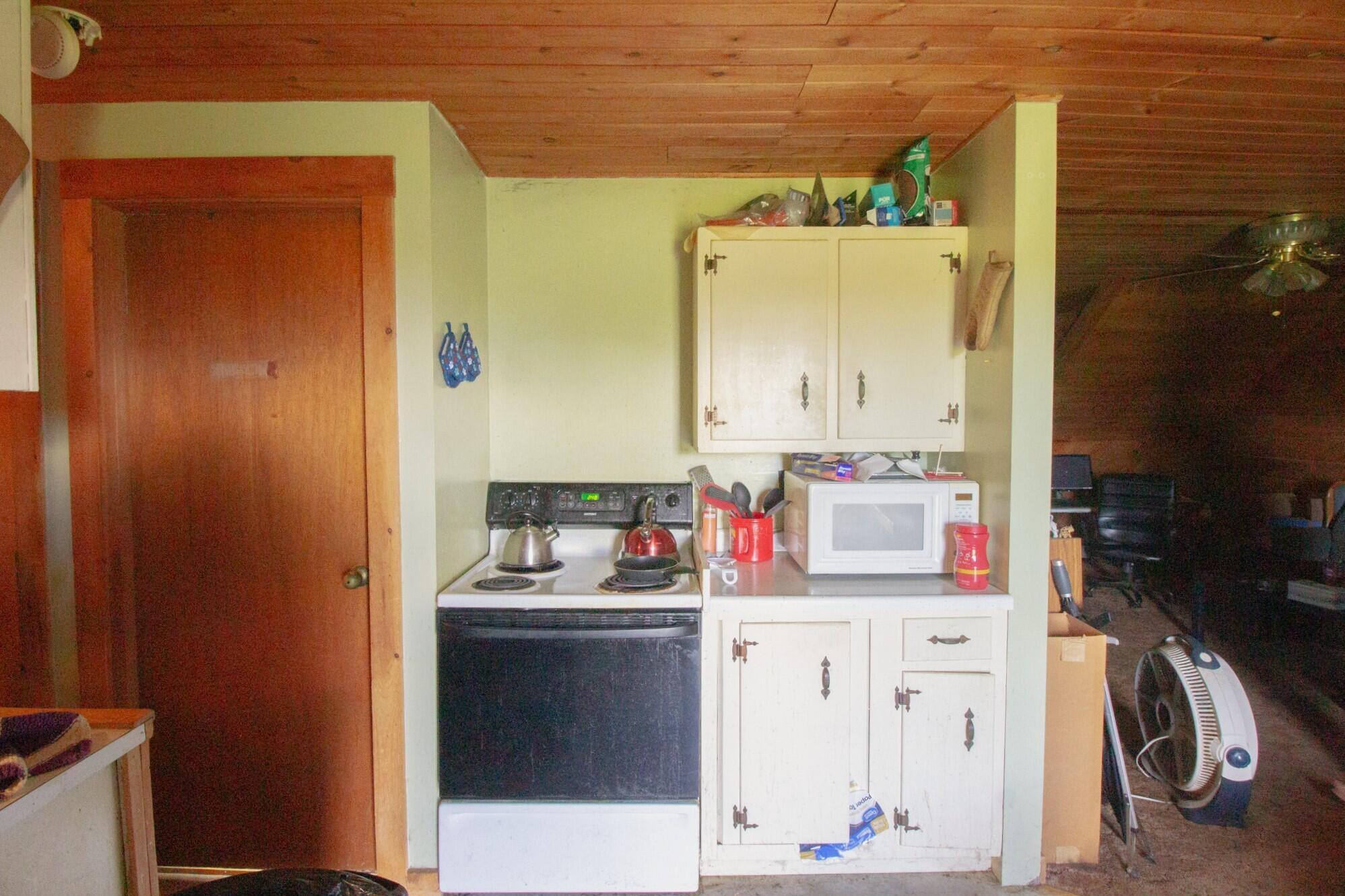 463 Williams Road Newport, ME 04953 - Photo 30 of 37 In-Law Kitchen
