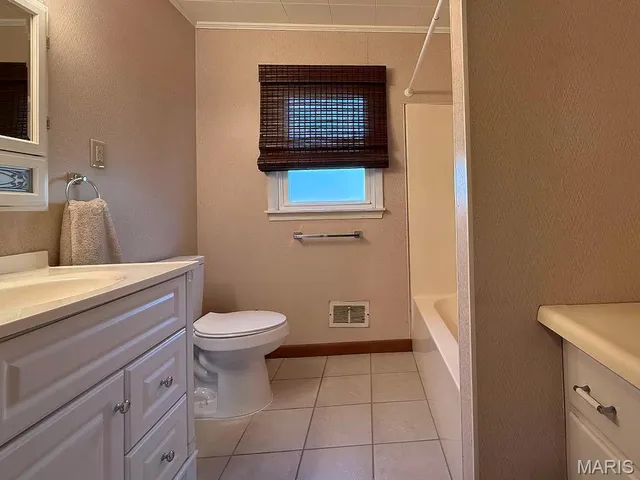 $210,000 | 805 South A Street, Farmington, MO 63640