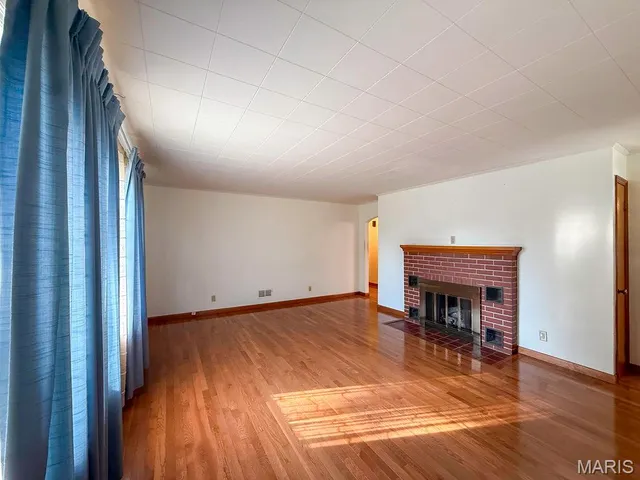 $210,000 | 805 South A Street, Farmington, MO 63640