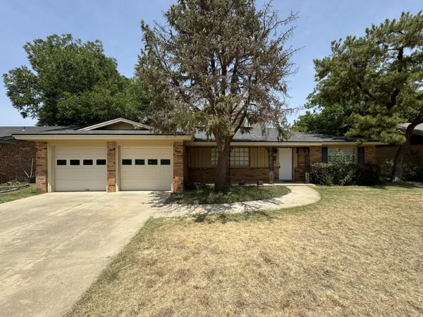 $1,950 | 3006 59th Street, Lubbock, TX 79413