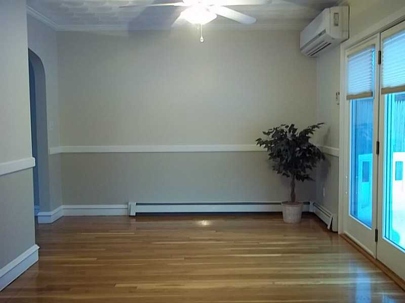 14 Coulters Road Cranston, RI 02920 - Photo 11 of 21 Dining Area.