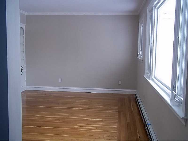 14 Coulters Road Cranston, RI 02920 - Photo 12 of 21 Living Room.