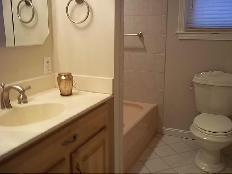 14 Coulters Road Cranston, RI 02920 - Photo 18 of 21 Bathroom.