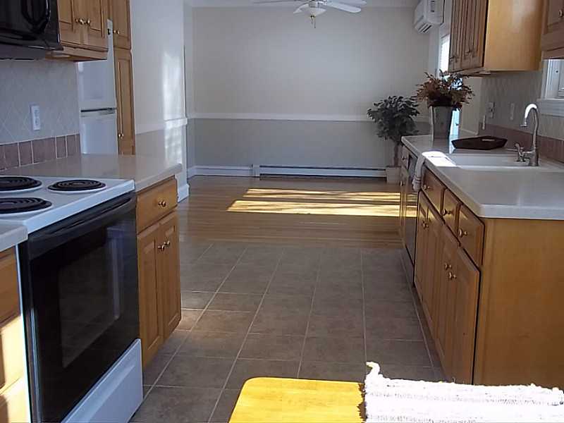 14 Coulters Road Cranston, RI 02920 - Photo 4 of 21 Kitchen.