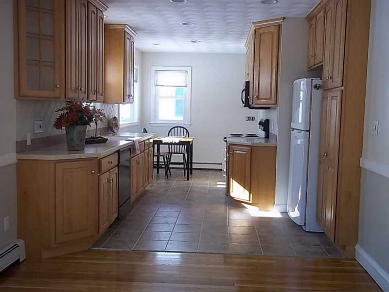 14 Coulters Road Cranston, RI 02920 - Photo 5 of 21 Kitchen.