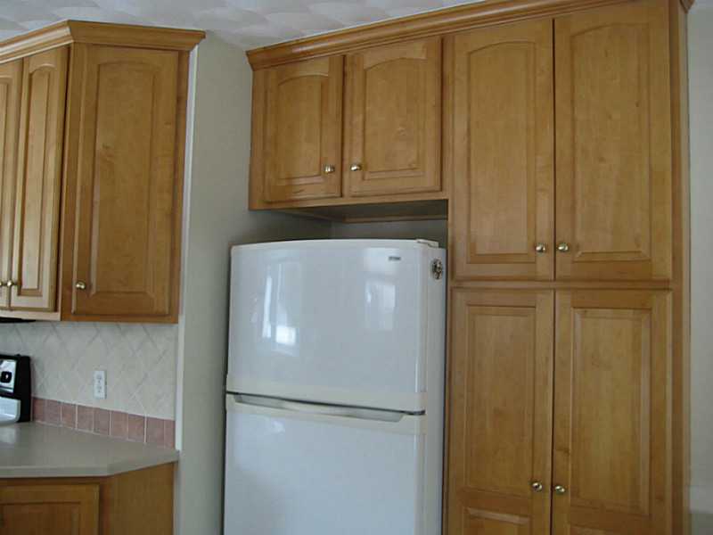 14 Coulters Road Cranston, RI 02920 - Photo 9 of 21 Kitchen.