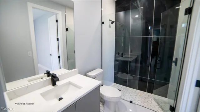 $1,850 | 2401-2403 Matena Avenue South, Lehigh Acres, FL 33973