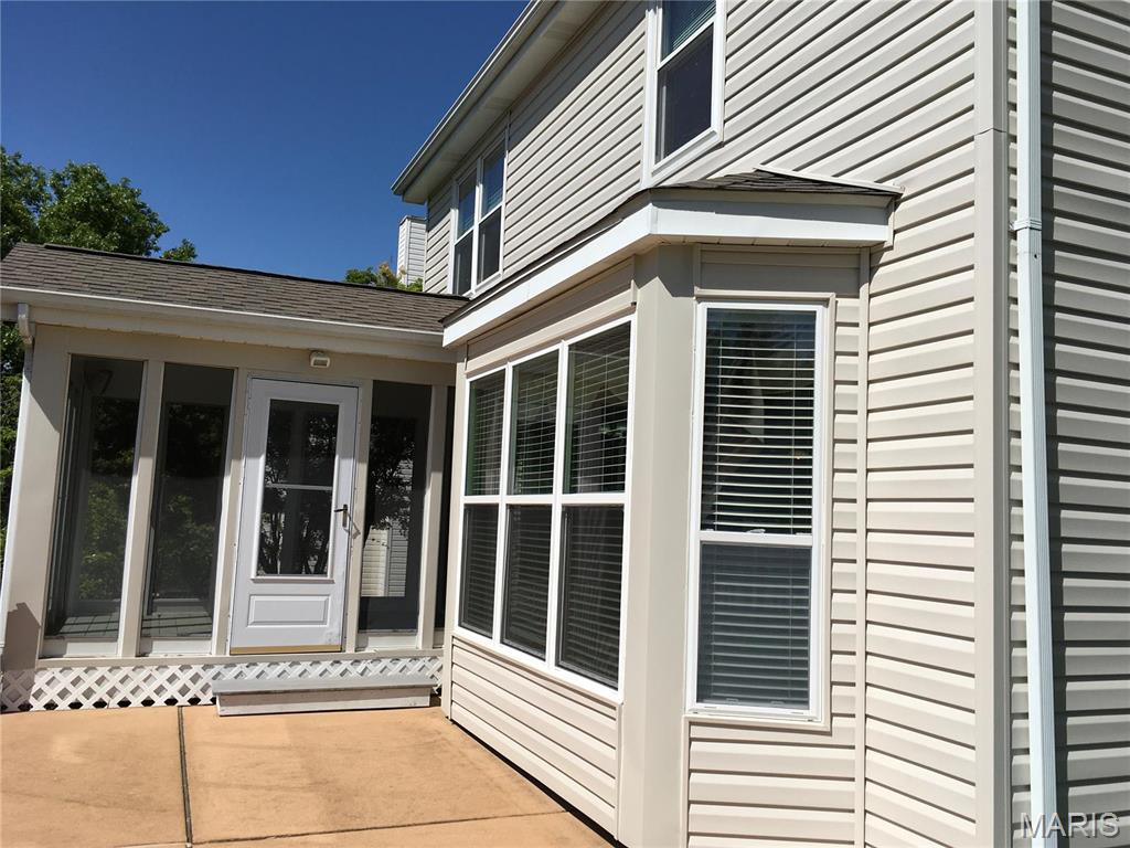 1111 Oak Borough Drive Ballwin, MO 63021 - Photo 46 of 49