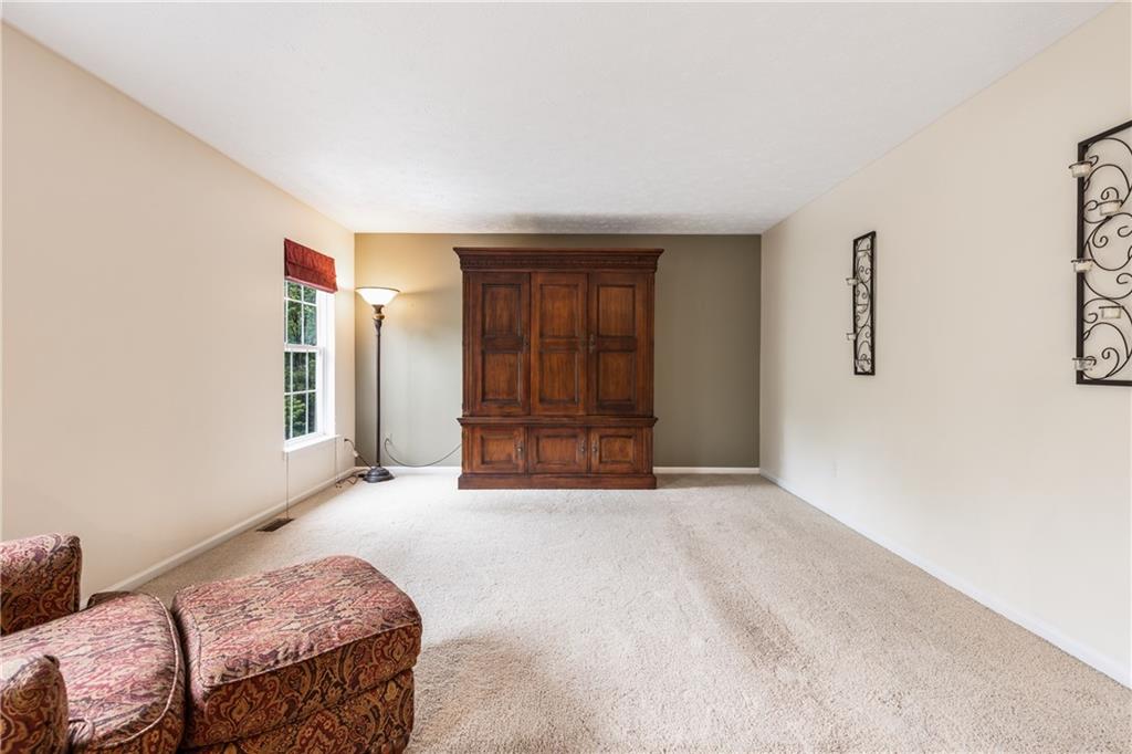 468 Hickory Grade Road Bridgeville, PA 15017 - Photo 8 of 25 Gallery Image 8