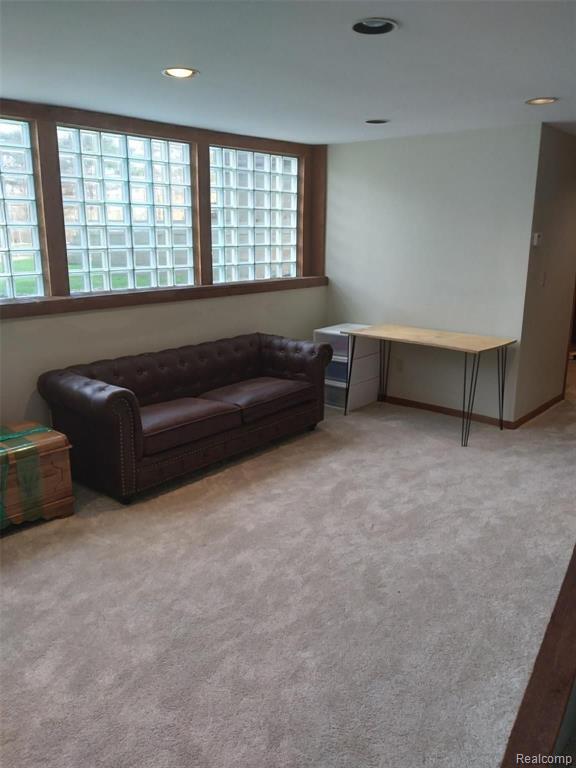 1036 Walnut Grove Rochester, MI 48306 - Photo 11 of 11