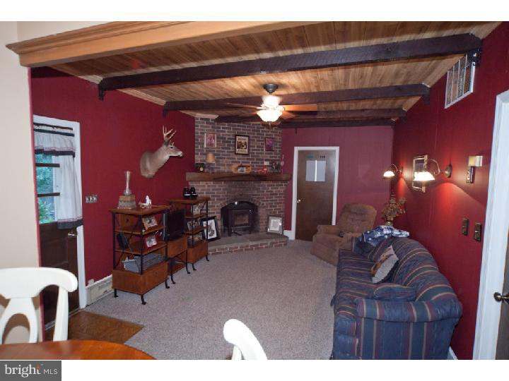 650 Clemens Road Telford, PA 18969 - Photo 14 of 25 Family Room