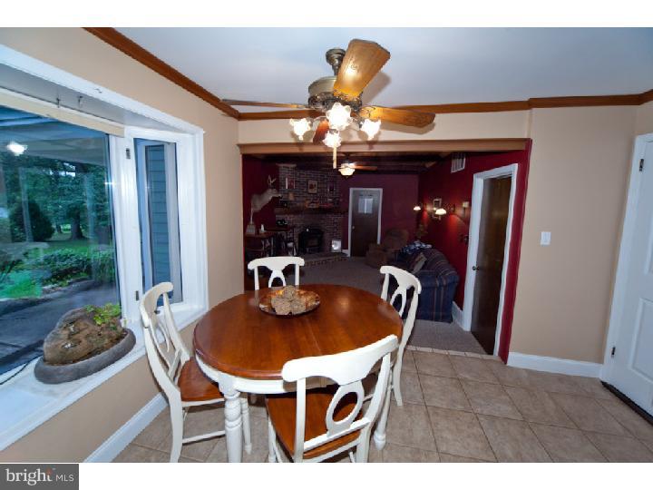 650 Clemens Road Telford, PA 18969 - Photo 8 of 25 Breakfast Room