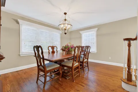 $925,000 | 2864 Old Yorktown Road, Yorktown Heights, NY 10598