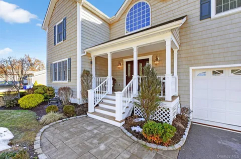 $925,000 | 2864 Old Yorktown Road, Yorktown Heights, NY 10598