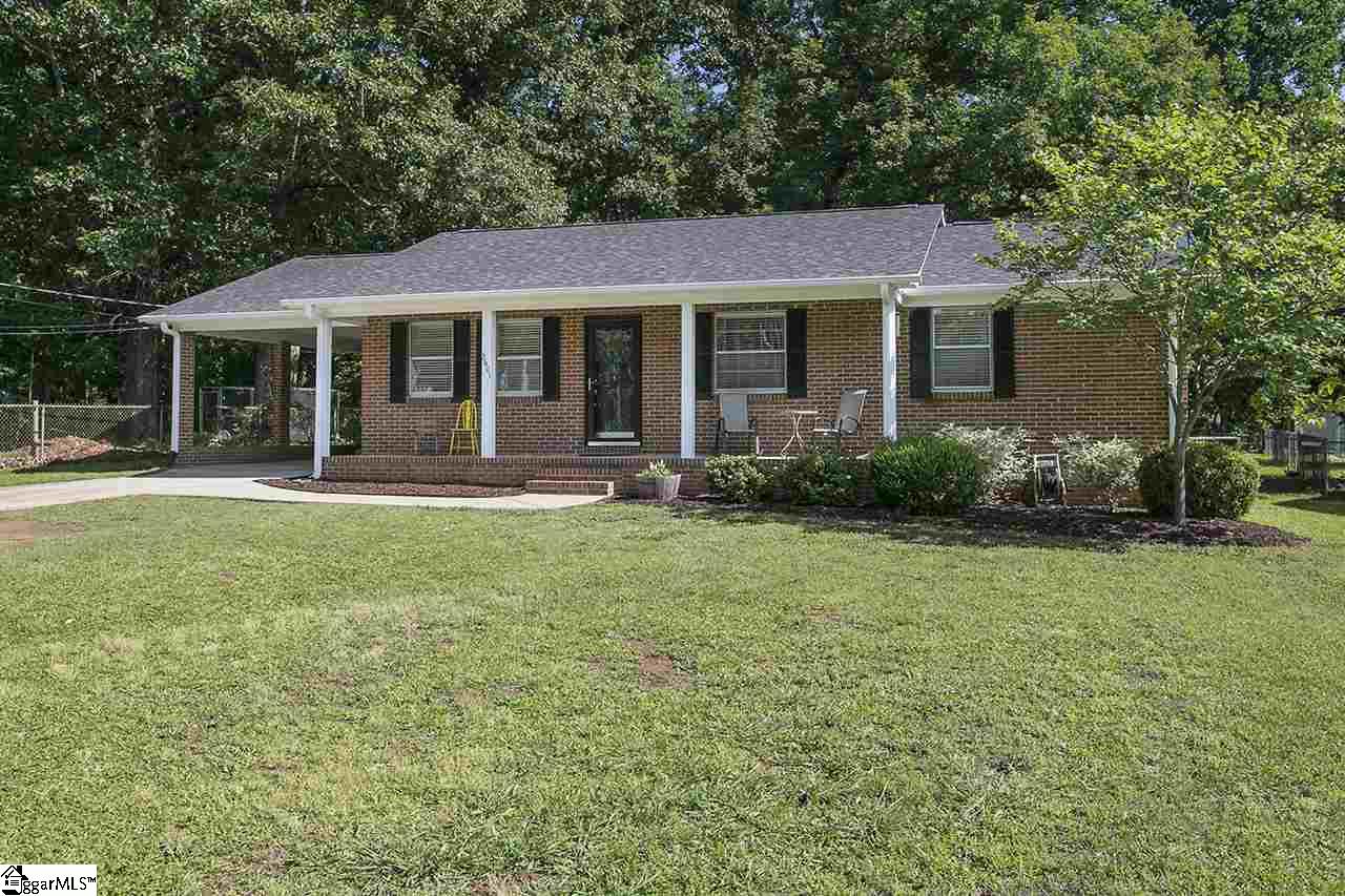 2601 East Lee Road Taylors, SC 29687 - Photo 1 of 25