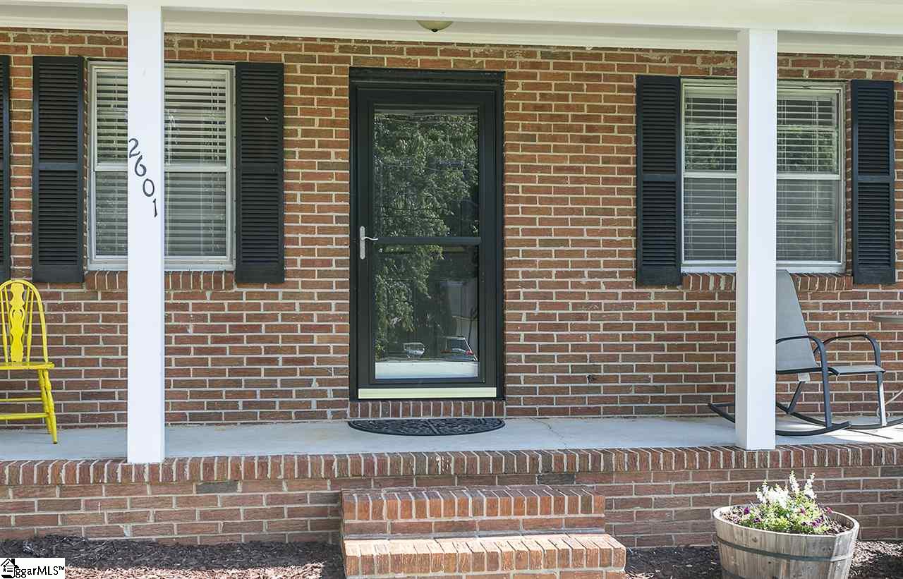 2601 East Lee Road Taylors, SC 29687 - Photo 3 of 25