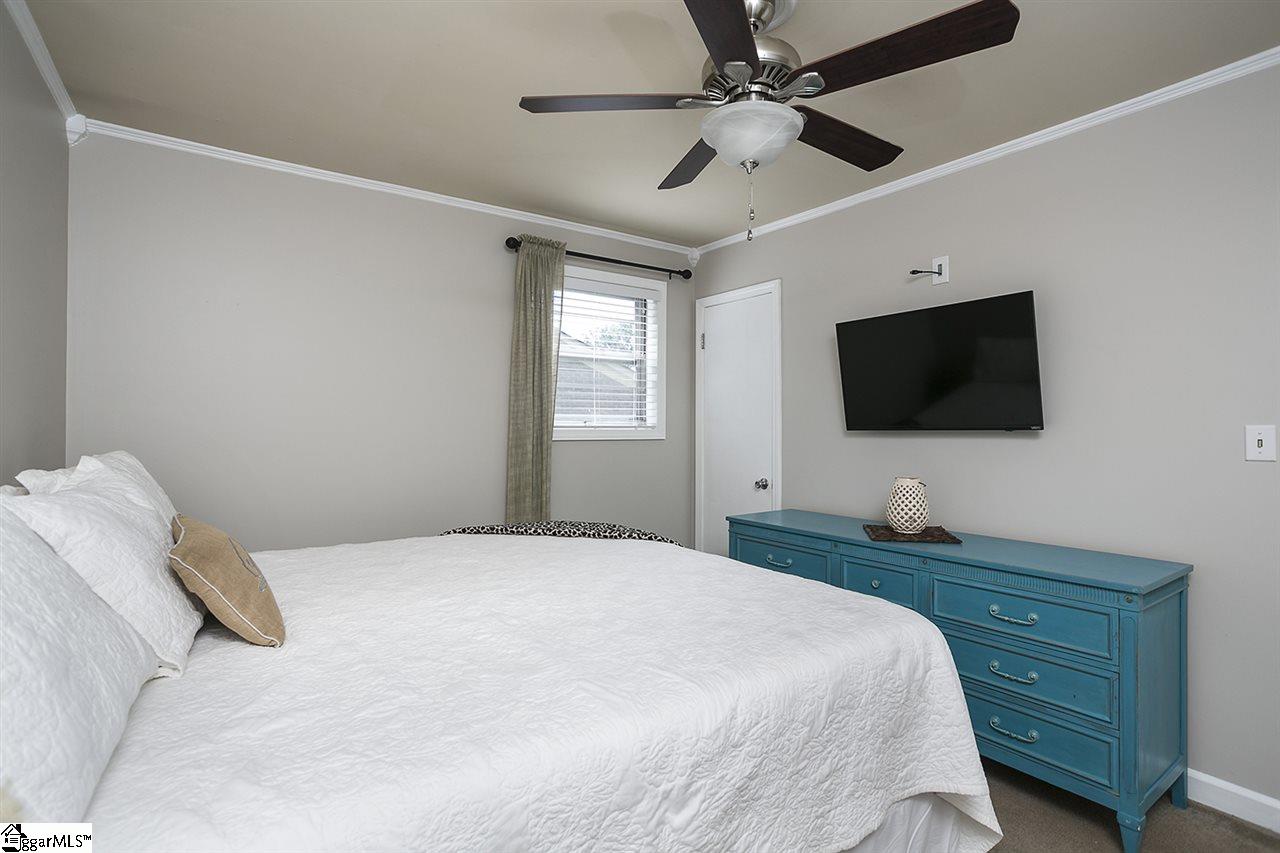 2601 East Lee Road Taylors, SC 29687 - Photo 23 of 25