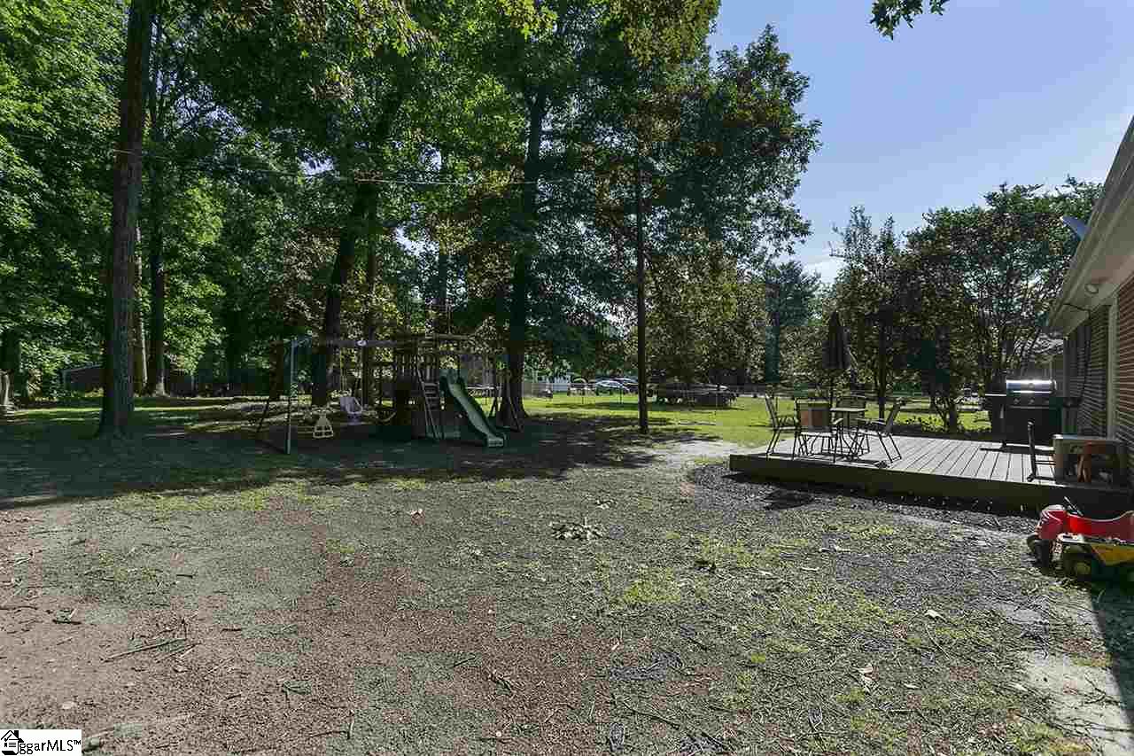 2601 East Lee Road Taylors, SC 29687 - Photo 5 of 25