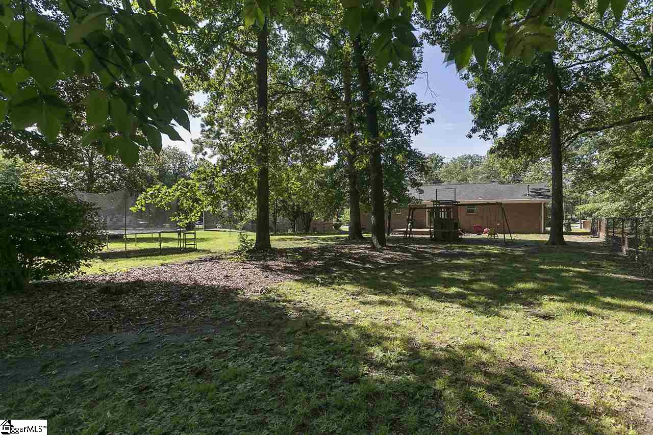 2601 East Lee Road Taylors, SC 29687 - Photo 6 of 25