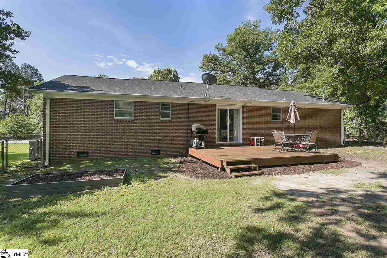 2601 East Lee Road Taylors, SC 29687 - Photo 9 of 25