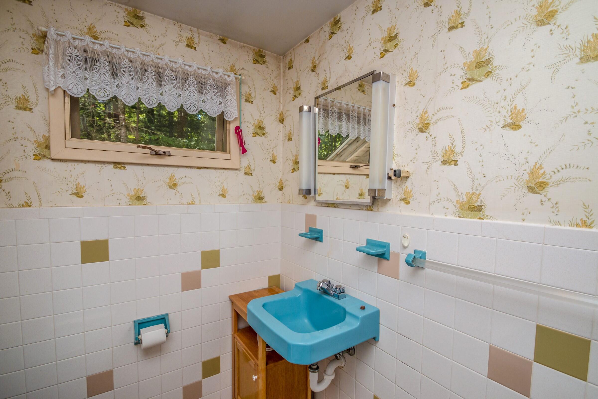 255 Shore Road Denmark, ME 04022 - Photo 26 of 39 33