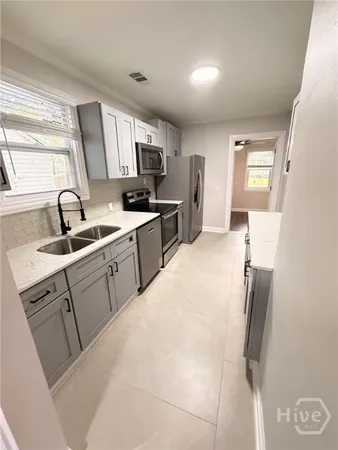 $2,100 | 1333 East 53rd Street, Savannah, GA 31404