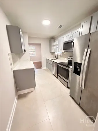 $2,100 | 1333 East 53rd Street, Savannah, GA 31404