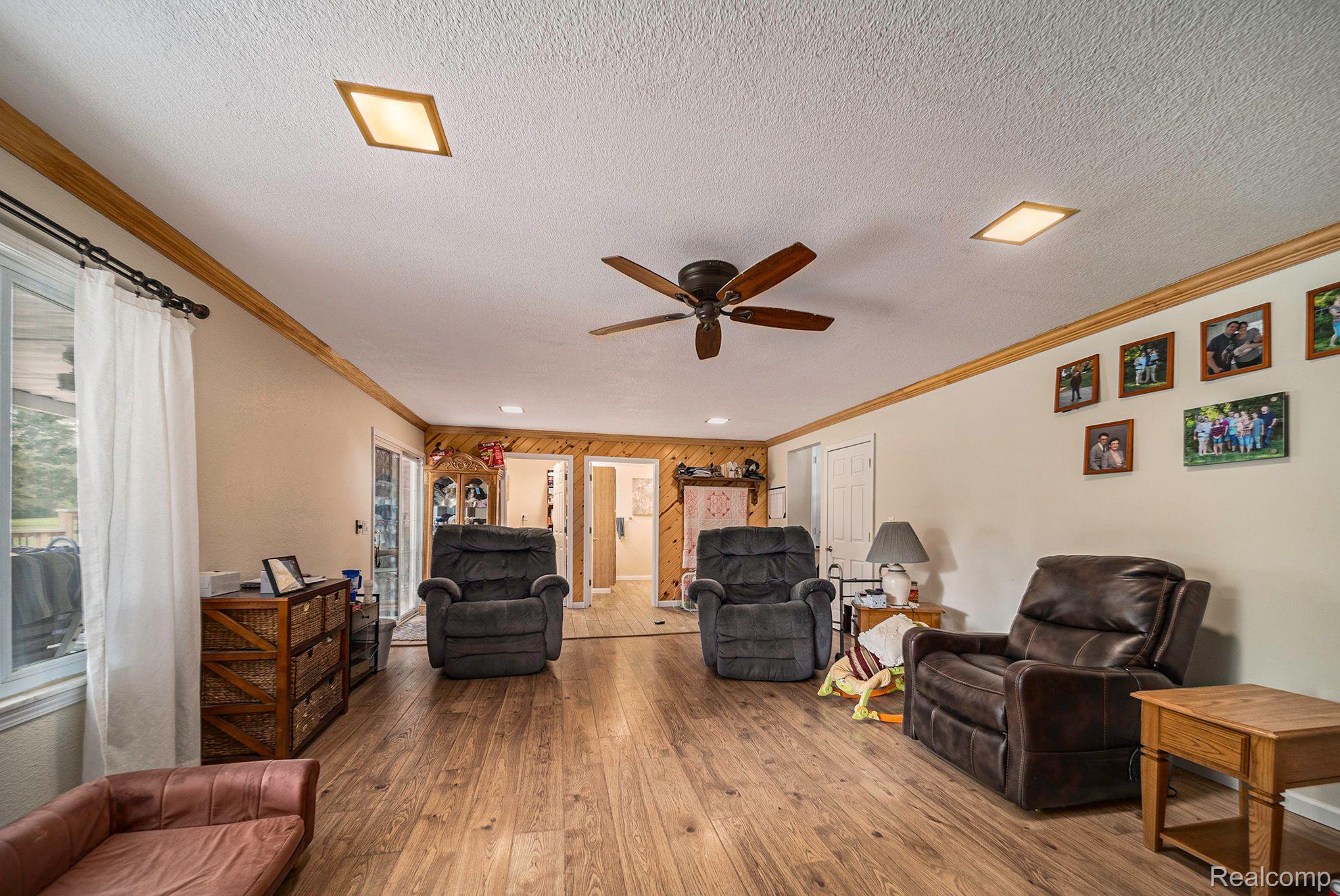 6356 Calkins Road Flint, MI 48532 - Photo 6 of 26 Gallery Image 6