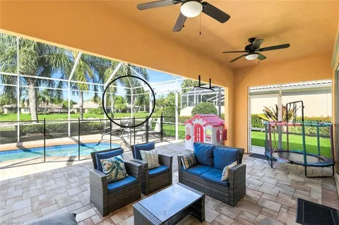 $740,000 | 28032 Eagle Ray Court, Bonita Springs, FL 34135