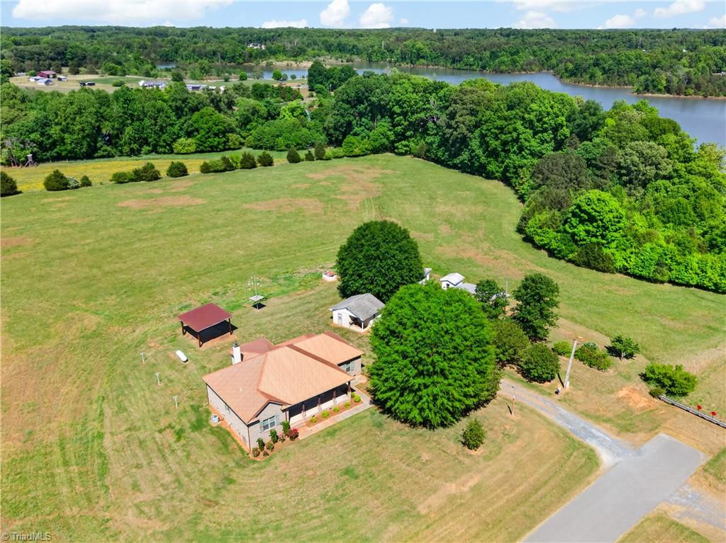 605 Walter Meadows Road Randleman, NC 27317 - Photo 2 of 38