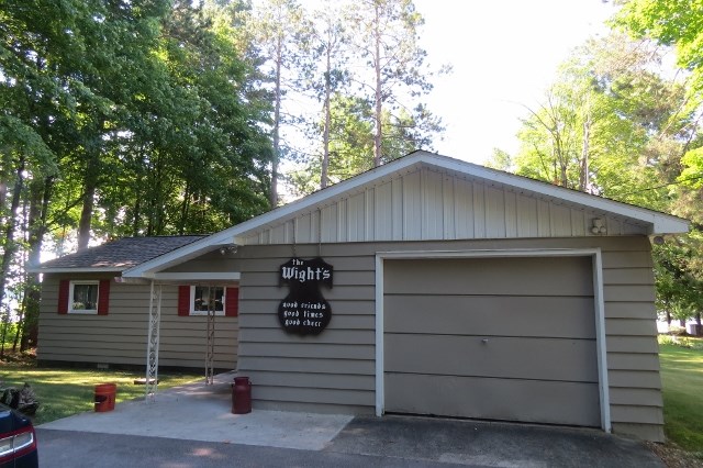 146 South Intermediate Lake Road Central Lake, MI 49622 - Photo 33 of 33 1836804-32.JPG