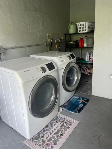 $1,500 | 735 Northeast 37th Street, Unit A, Oakland Park, FL 33334