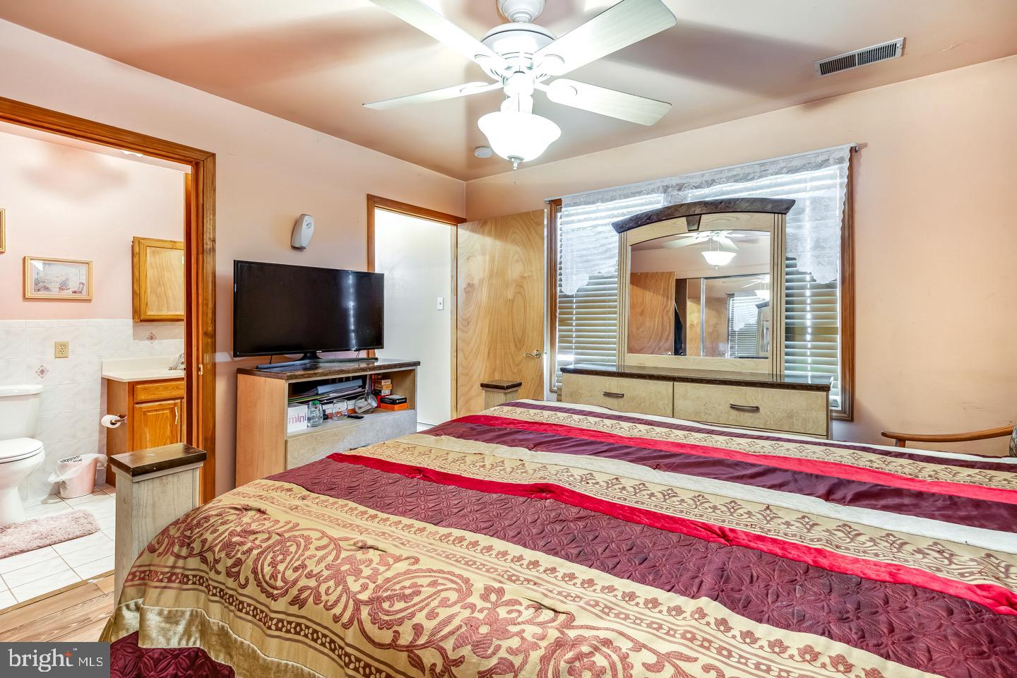 29 Gooseneck Road Levittown, PA 19057 - Photo 17 of 27 Bedroom 3