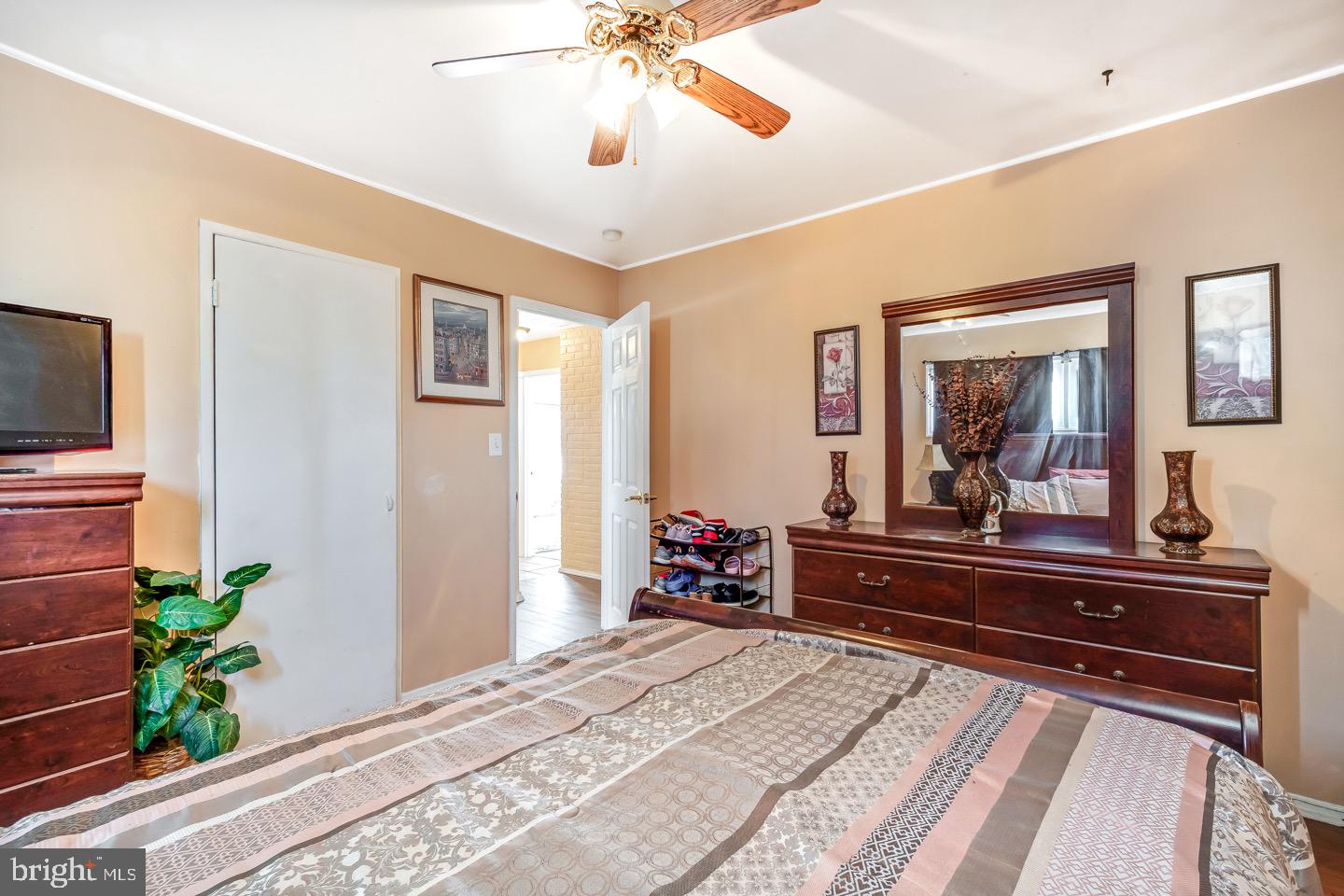 29 Gooseneck Road Levittown, PA 19057 - Photo 20 of 27 Bedroom 4