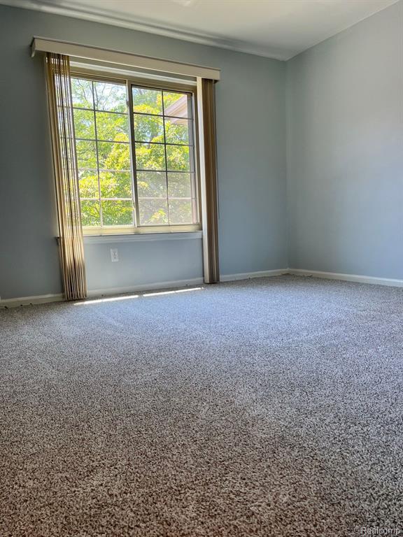 29652 Middlebelt Road, Unit 2403 Farmington, MI 48334 - Photo 8 of 23