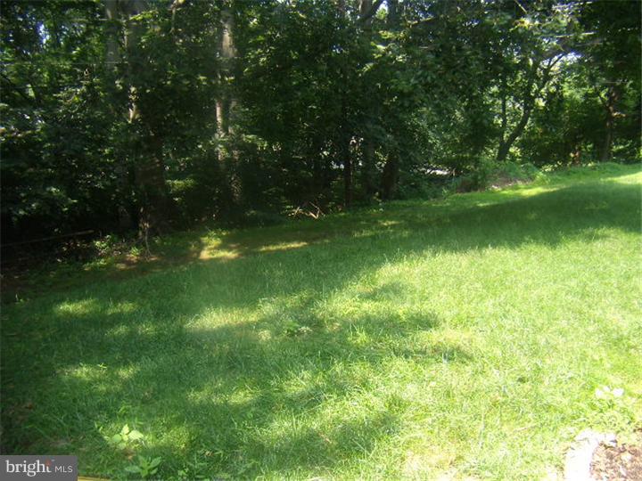 134 Boncouer Road Cheltenham, PA 19012 - Photo 3 of 18 Gallery Image 3