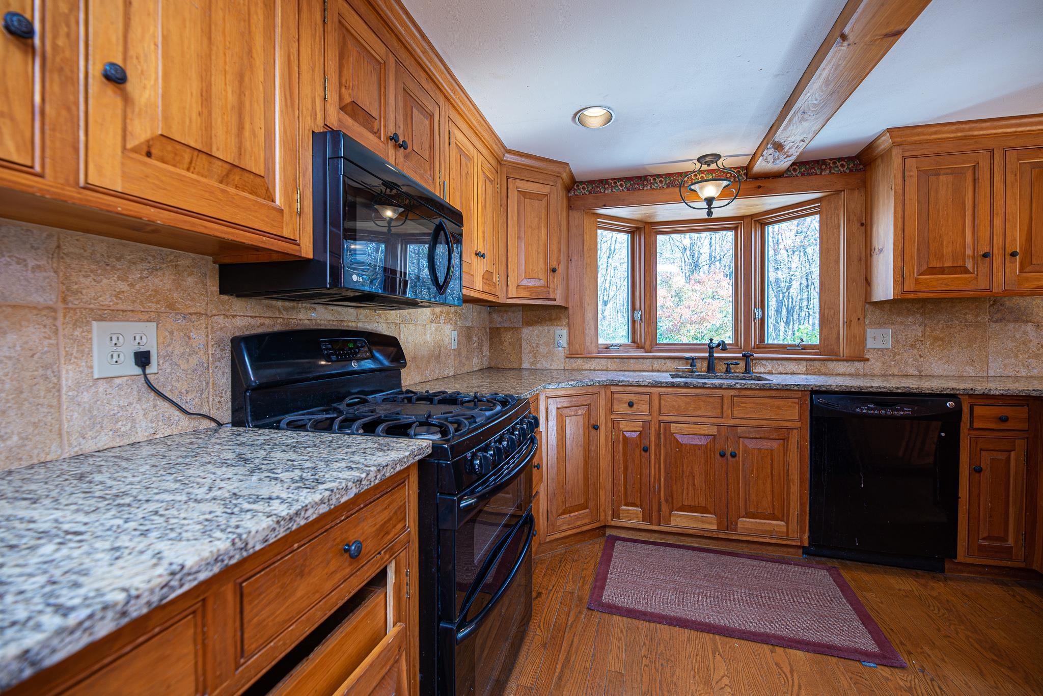 268 Pond Hill Road Barrington, NH 03825 - Photo 6 of 26 Gallery Image 6